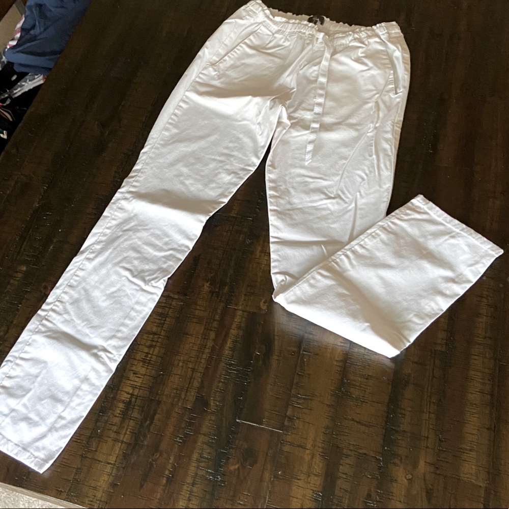 Jaanuu white fitted scrub pants